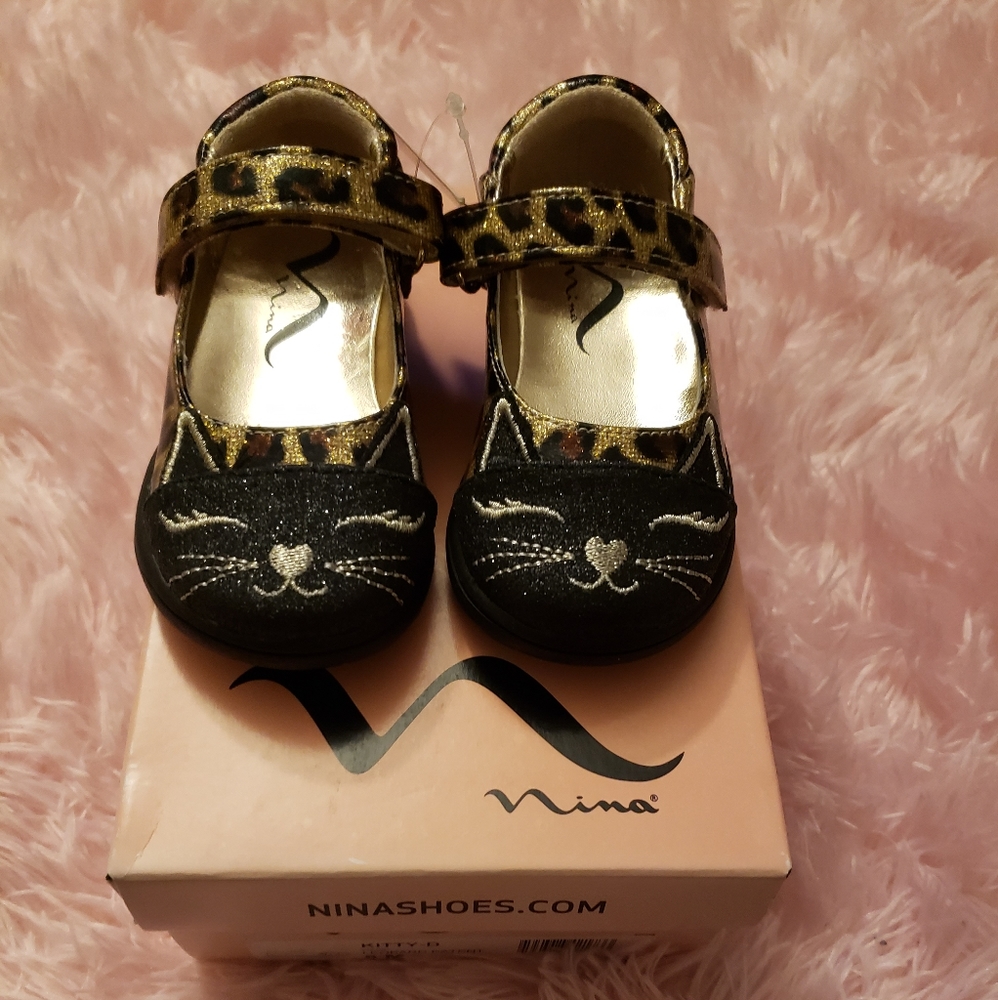 NWT- Nina Leopard Print Kitty Shoes